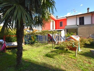 Casa Semi Indipendente in Vendita a Rosate, 238'000€, 120 m²