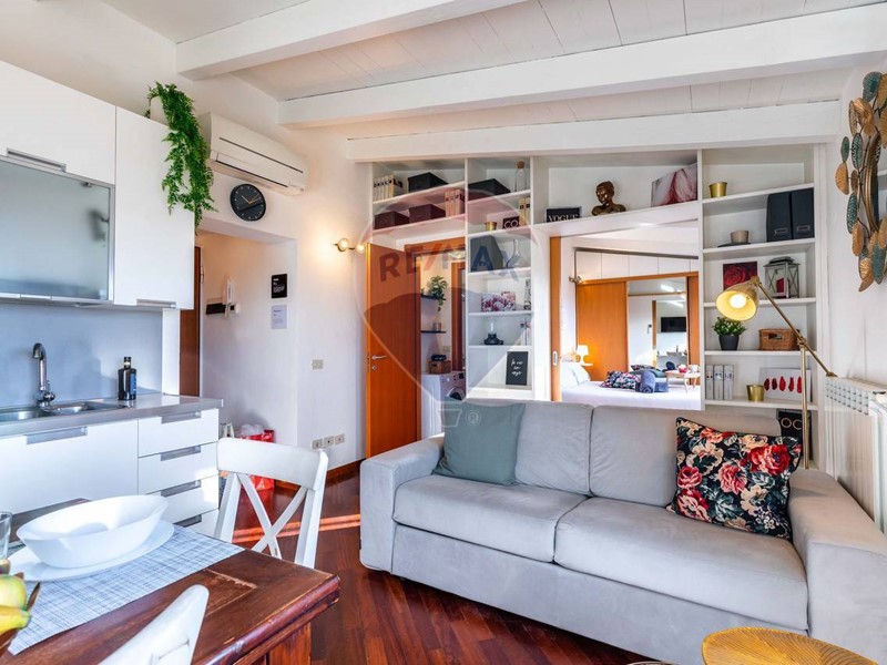 Bilocale in Affitto a Milano, 1'300€, 42 m²