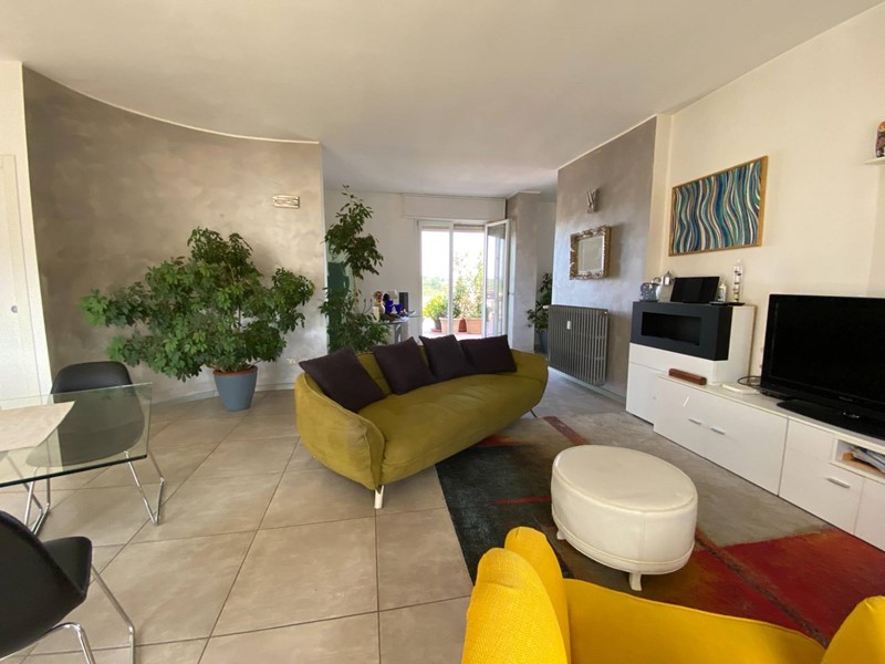 Quadrilocale in Vendita a Cavaria con Premezzo, 228'000&euro;, 120 m²