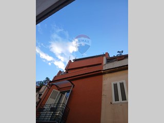 Appartamento in Vendita a Catania, 52'000&euro;, 55 m²