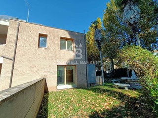 Casa Indipendente in Vendita a Sutri, 290'000€, 130 m²