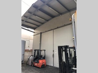 Immobile commerciale in Affitto a Palermo, 4'500€, 300 m²