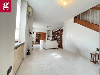 Trilocale in Vendita a Milano, 360'000€, 120 m²