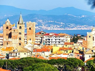 Quadrilocale in Vendita a Albenga, 207'000€, 104 m², con Box