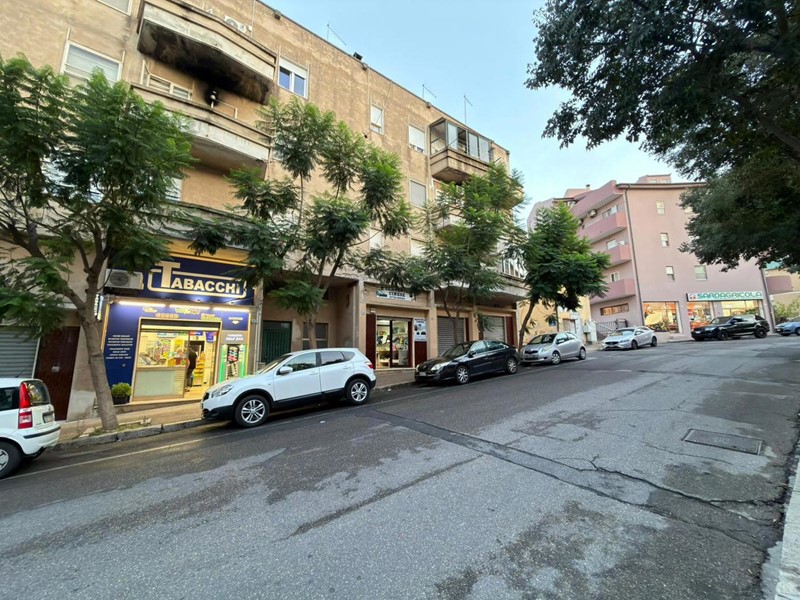 Trilocale in Vendita a Carbonia, 60'000€, 70 m², arredato