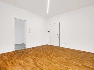 Trilocale in Vendita a Saronno, 209'000€, 75 m²