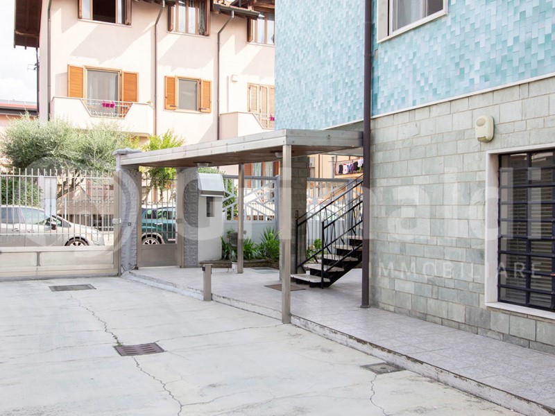 Appartamento in Vendita a Senago, 413'000€, 273 m²