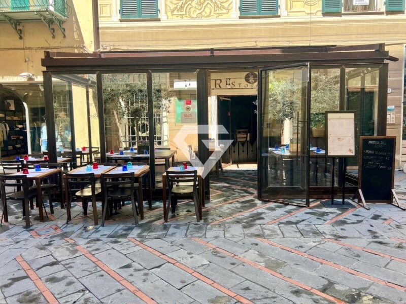 Attività commerciale in Vendita a Loano, 250'000€, 120 m²