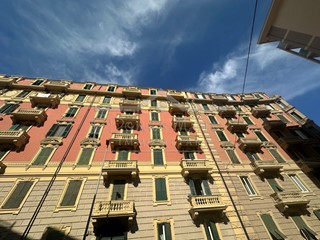 Appartamento in Vendita a Savona, 350'000€, 140 m²