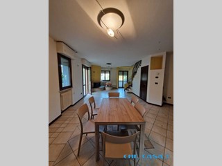 Casa Semi Indipendente in Vendita a Novafeltria, 270'000€, 200 m²