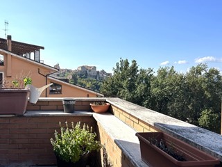 Villetta a schiera in Vendita a Poggio Mirteto, 150'000&euro;, 150 m²