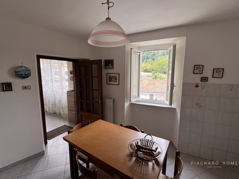 Casale in Vendita a Mulazzo, 47'000€, 137 m²