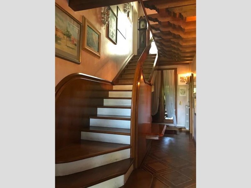 Villa in Vendita a Venezia, 581'000€, 318 m²