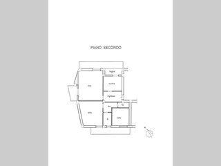 Trilocale in Vendita a Messina, 98'000€, 85 m²