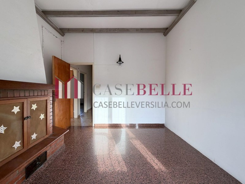 Quadrilocale in Vendita a Camaiore, 168'000&euro;, 70 m²