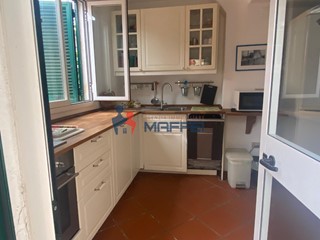 Casa Indipendente in Vendita a Viareggio, 560'000€, 153 m², arredato