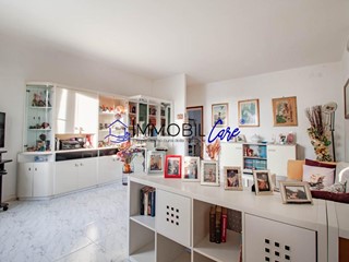 Appartamento in Vendita a Livorno, 165'000€, 120 m²