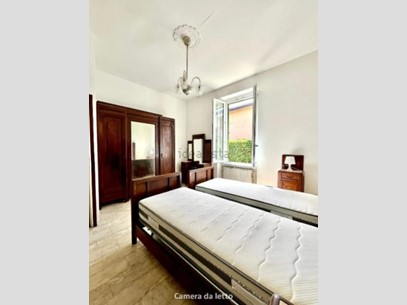 Villa in Affitto a Carrara, zona Marina di Carrara, 1'700€, 185 m², arredato