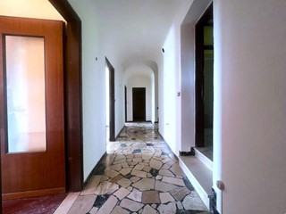 Appartamento in Vendita a Vecchiano, 110'000€, 125 m²