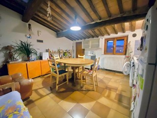 Trilocale in Vendita a Pisa, 200'000€, 85 m²