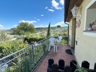 Bilocale in Vendita a Castellina Marittima, zona Spicciano, 118'000€, 42 m², arredato