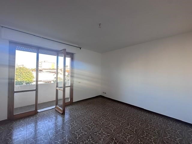 Quadrilocale in Vendita a Cascina, 138'000€, 90 m², con Box