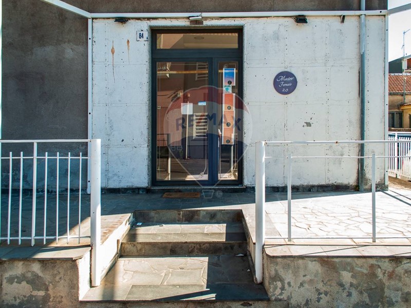 Immobile commerciale in Vendita a Acireale, 70'000€, 95 m²