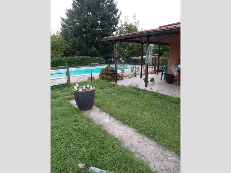 Casa Indipendente in Vendita a Barga, 140'000&euro;, 80 m²