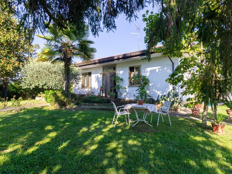 Casa Indipendente in Vendita a San Quirino, 245'000€, 255 m²