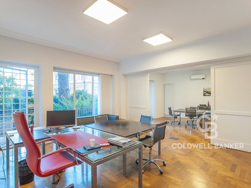 Ufficio in Affitto a Roma, 7'000&euro;, 265 m²