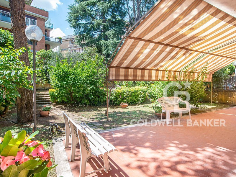 Appartamento in Vendita a Roma, 680'000&euro;, 191 m²