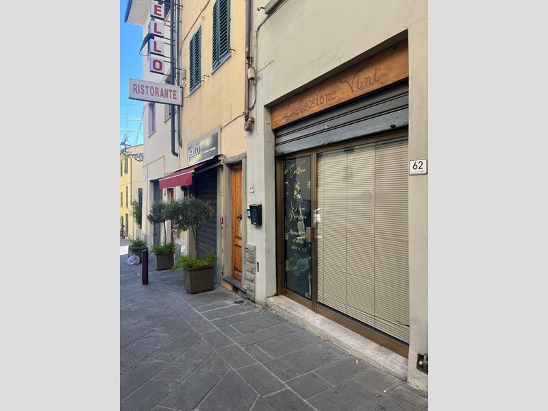 Immobile commerciale in Vendita a San Casciano In Val Di Pesa, 60'000€, 54 m²