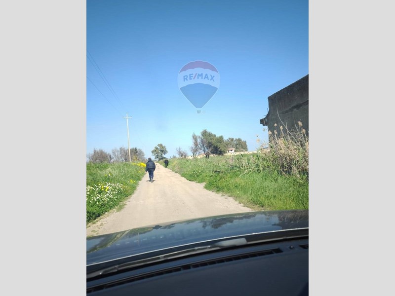 Terreno agricolo in Vendita a Ramacca, 15'000€, 17795 m²