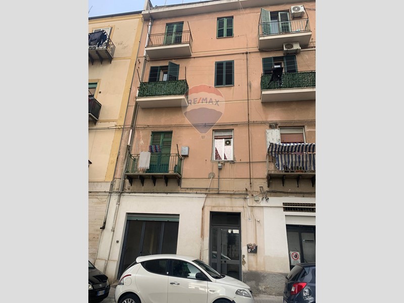 Appartamento in Vendita a Caltanissetta, 19'000€, 102 m²
