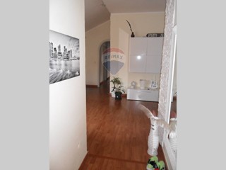 Attico in Vendita a Caltanissetta, 90'000€, 147 m²