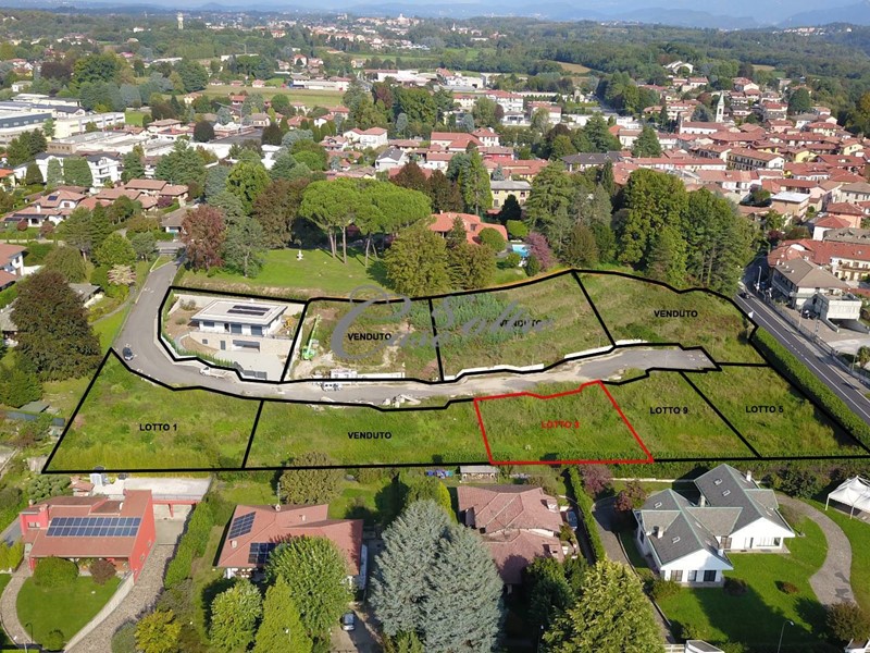 Terreno edificabile in Vendita a Cermenate, 95'000€, 813 m²