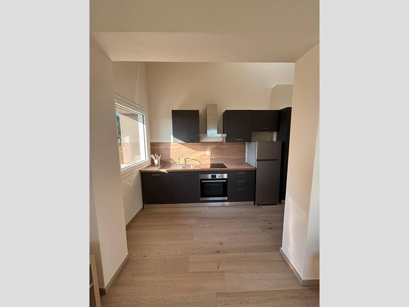 Trilocale in Affitto a Fauglia, 1'200€, 75 m²