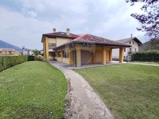 Negozio in Vendita a Feltre, 110'000€, 150 m²