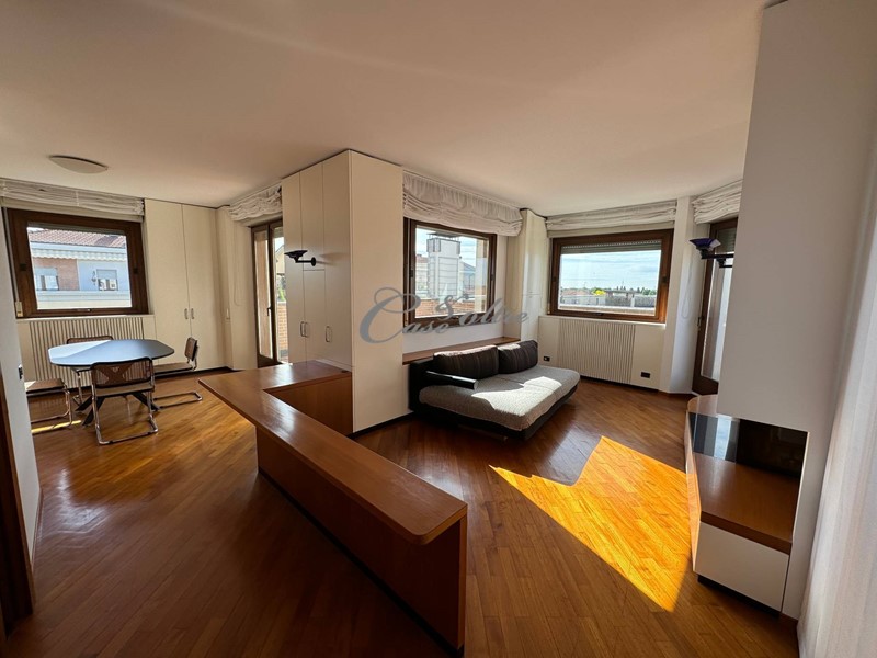 Trilocale in Vendita a Figino Serenza, 230'000€, 105 m²