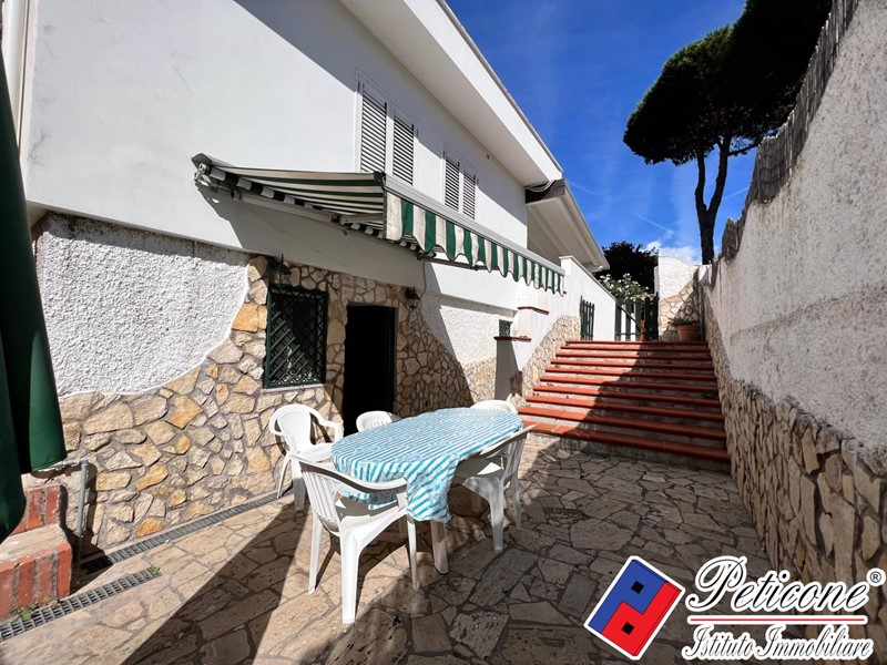 Quadrilocale in Vendita a Fondi, 170'000&euro;, 76 m²