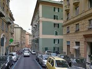 Appartamento in Vendita a Genova, 280'000€, 155 m²