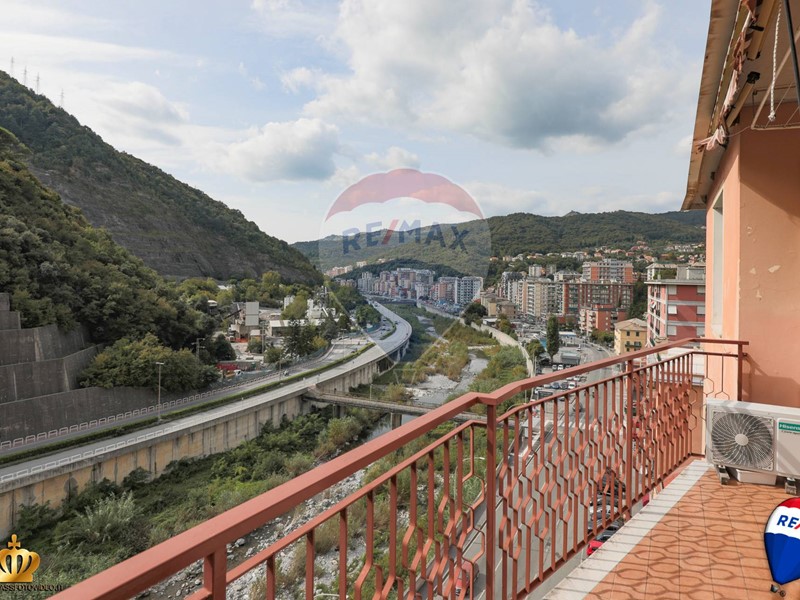 Quadrilocale in Vendita a Genova, 80'000€, 69 m²