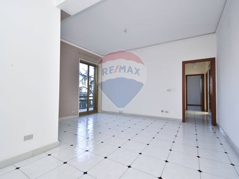 Quadrilocale in Vendita a Giarre, 105'000€, 109 m²