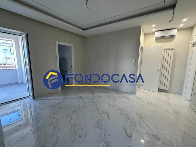 Appartamento in Affitto a Giugliano in Campania, 700€, 90 m²