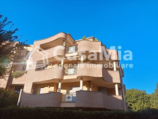 Trilocale in Vendita a Legnano, 320'000€, 100 m²