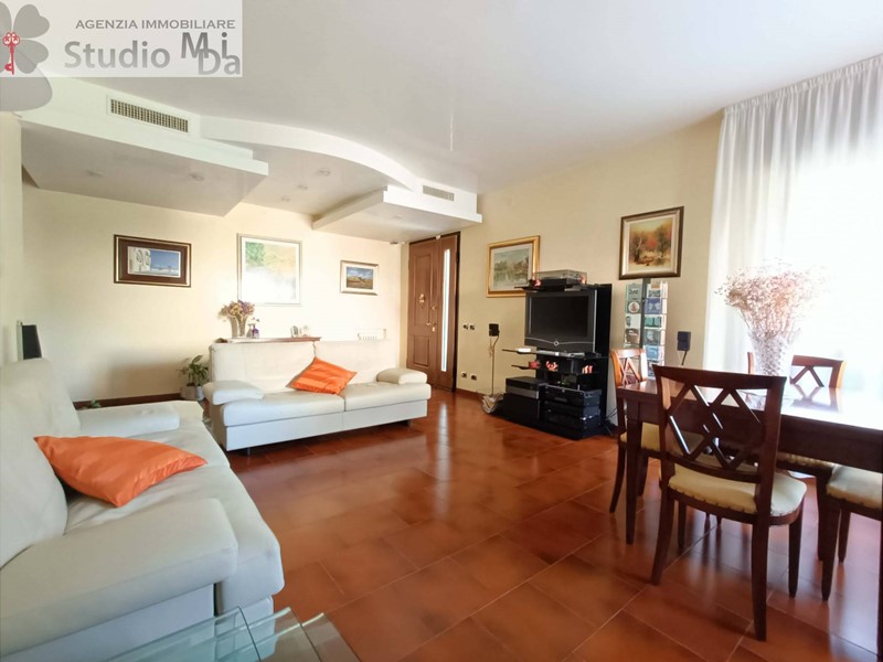 Casa Semi Indipendente in Vendita a Mogliano Veneto, 390'000€, 201 m²