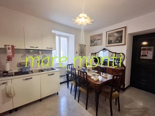 Villetta a schiera in Vendita a Mallare, 110'000€, 180 m²