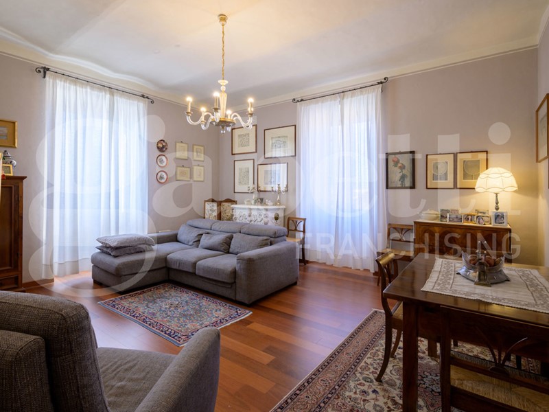 Appartamento in Vendita a Gubbio, 298'000&euro;, 140 m²