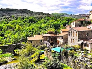 Quadrilocale in Vendita a Imperia, 45'000€, 134 m²