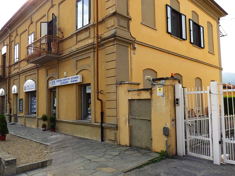 Attività commerciale in Affitto a Luserna San Giovanni, 350€, 55 m²